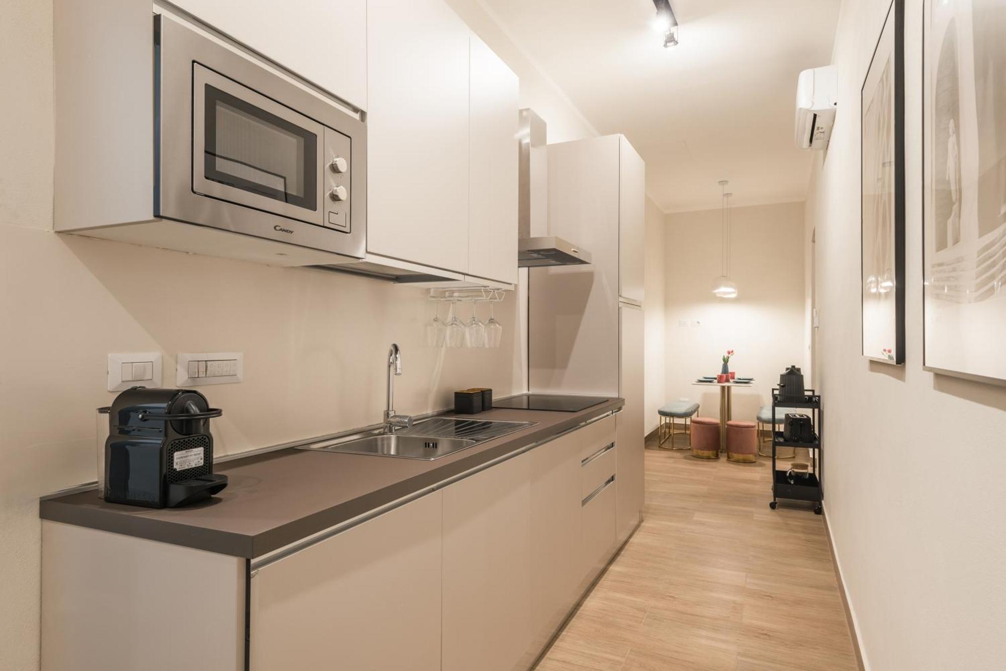 C3 Top Class Apartment, 2 Camere Da Letto, 2 Bagni, Giardino Distante 15 Minuti A Piedi Da Fontana Di Trevi Rome Buitenkant foto